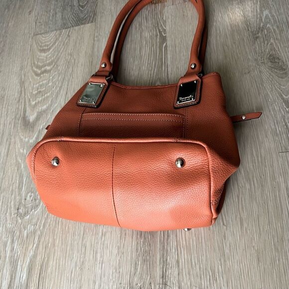 90’s Y2K Tignanello Leather Pumpkin Orange Pumpkin Spice Pebbled Shoulder Bad - Picture 12 of 16